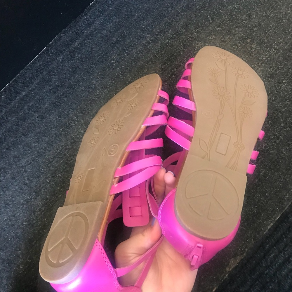 Pink sandals - Picture 4 of 4